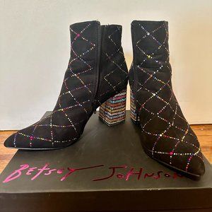 Betsey Johnson - Kassie Ankle Boots